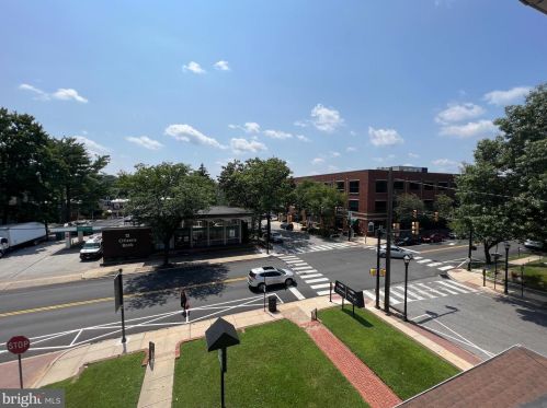 3 Baltimore Ave, Media PA 19063-3303 exterior