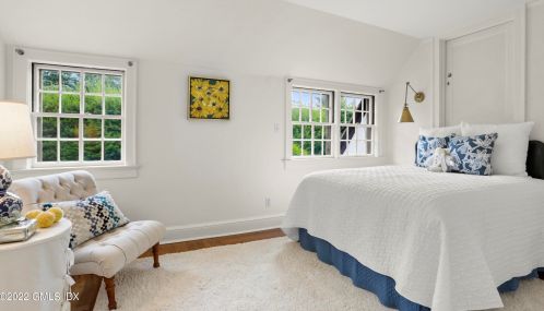 528 Field Point Rd, Greenwich CT 06830-6446 exterior