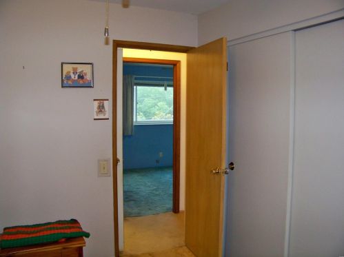 4608 Gatesbury Dr, Saint Louis MO 63128-1948 exterior