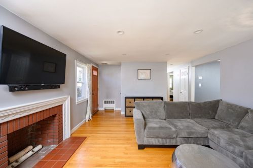 138 Beacon St, Boston MA exterior