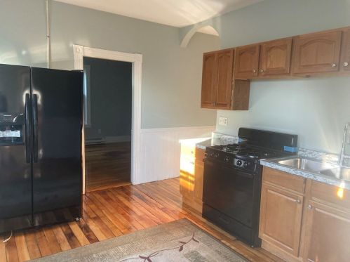 45 Fox St, Worcester MA 01604-4331 exterior