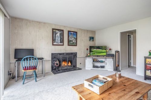 423 Cienaga Dr, Fullerton CA 92835-1103 exterior