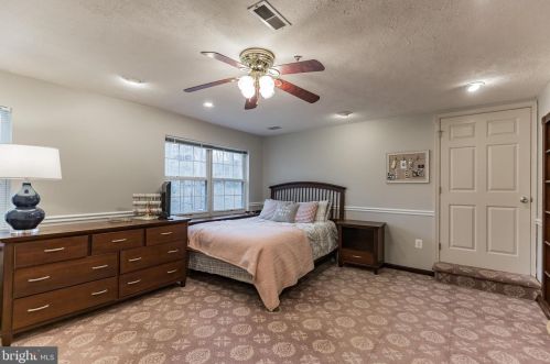 3160 Mayberry Ave, Huntingtown MD 20639-3910 exterior