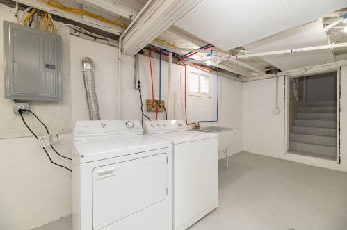 51 Ridgewood St, Kalamazoo MI  49001-4253 exterior