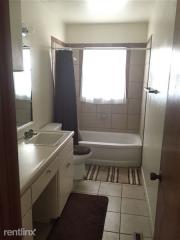 840 35th St, Topeka KS  66617-2419 exterior