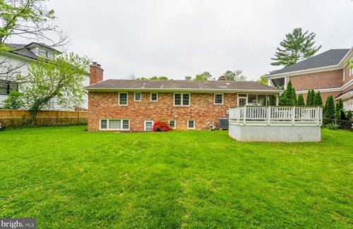 6801 Dillon Ave, Mc Lean VA  22101-4435 exterior