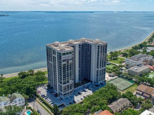 3301 Bayshore Blvd, Tampa FL  33629-8875 exterior