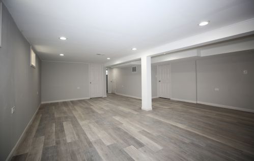 5124 Melvina Ave, Chicago IL  60638-1431 exterior