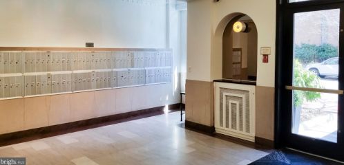 1010 25th St, Washington DC 20037-1658 exterior