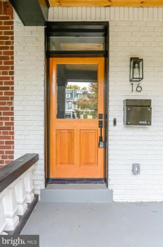 16 Adams St, Washington DC  20001-1026 exterior