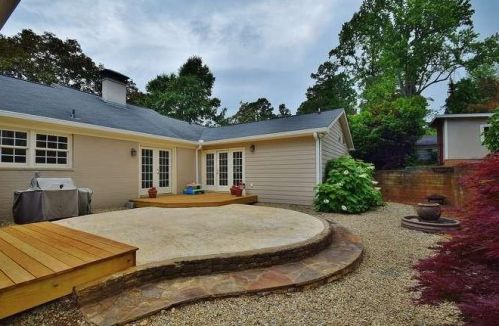 854 Memorial Dr, Gainesville GA 30501-2331 exterior