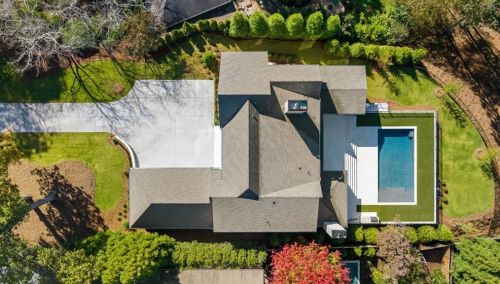 4682 Conway Dr, Atlanta GA 30327-3535 exterior