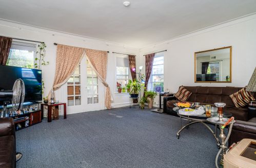 6329 Mozart St, Chicago IL 60629-2324 exterior