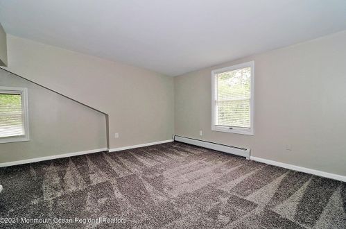 480 Veterans Hwy, Jackson Twp NJ 08527-5122 exterior