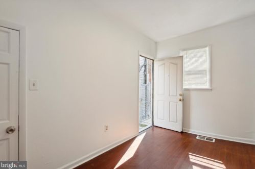 2115 Cumberland St, Philadelphia PA 19125-1718 exterior