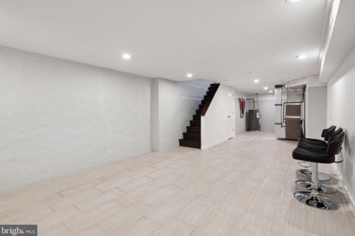 630 Catharine St, Philadelphia PA  19147-2937 exterior