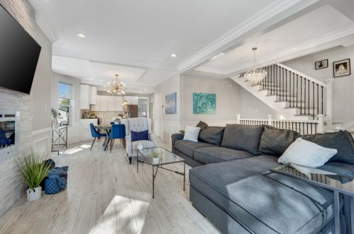 2242 Karlov Ave, Chicago IL  60639-3718 exterior