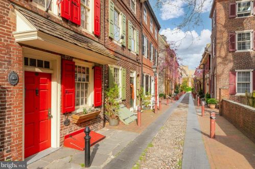 130 2nd St, Philadelphia PA exterior