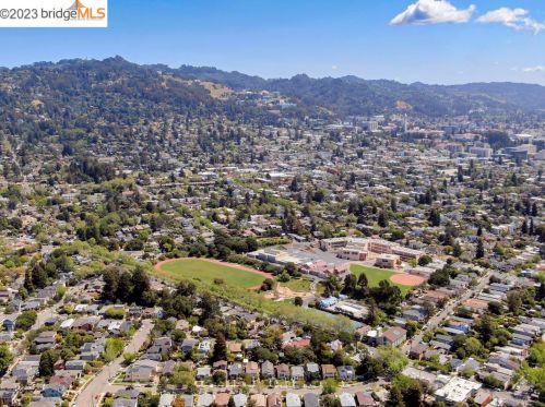 930 Shattuck Ave, Berkeley CA 94707-2401 exterior