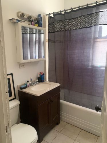 7321 Champlain Ave, Chicago IL 60619-1828 exterior