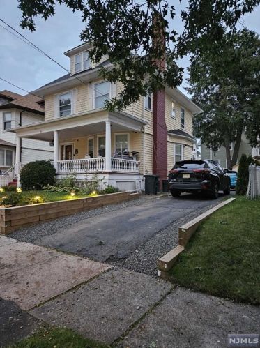 399 36th St, Paterson NJ  07504-1716 exterior