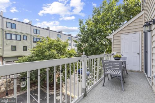 497 Cameron Sta Blvd, Alexandria VA 22304-8683 exterior