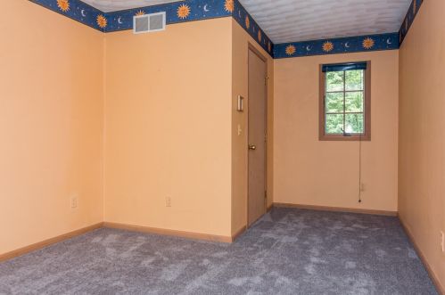 5555 2 St, Kalamazoo MI 49009-8576 exterior