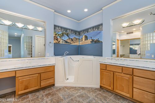 6413 31st St, Phoenix AZ 85008-1127 exterior