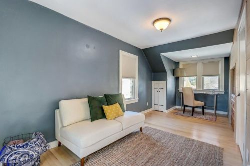 4237 Burrell St, Milwaukee WI  53207-5003 exterior