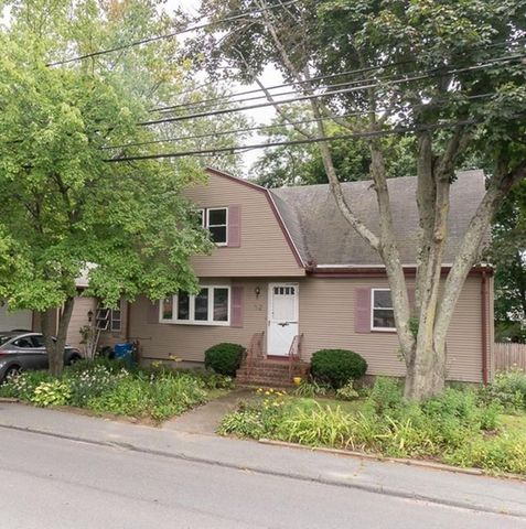 52 Forest St, Peabody, MA 01960-4133