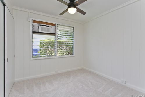 5622 Kawaikui St, Honolulu HI 96821-2021 exterior