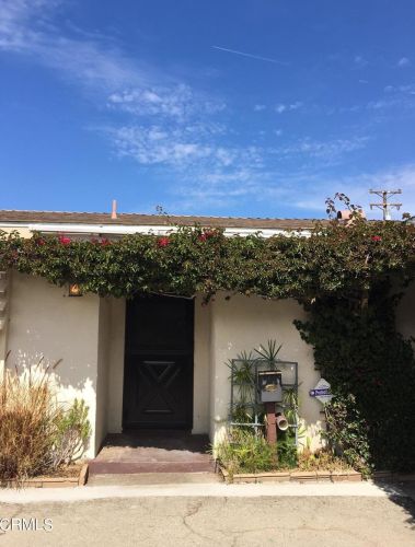 2400 Lassen St, Oxnard, CA 93033-4326