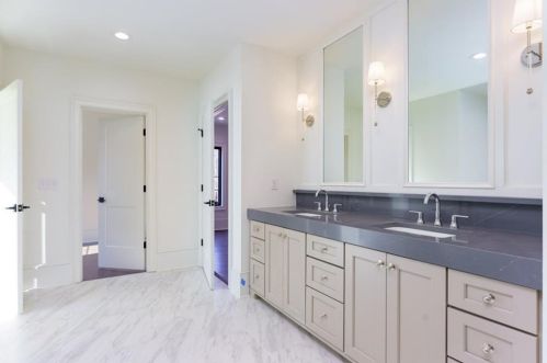 5666 Long Island Dr, Atlanta GA  30327-4842 exterior