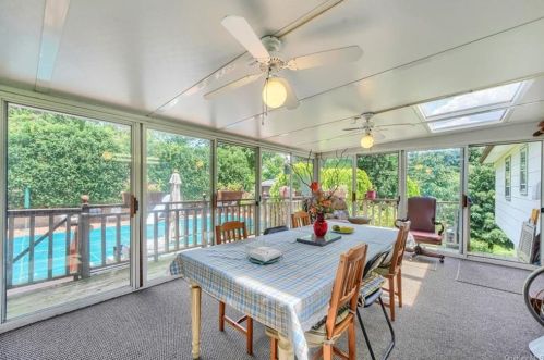 9 Melanie Ct, Valley Cottage NY 10989-1325 exterior