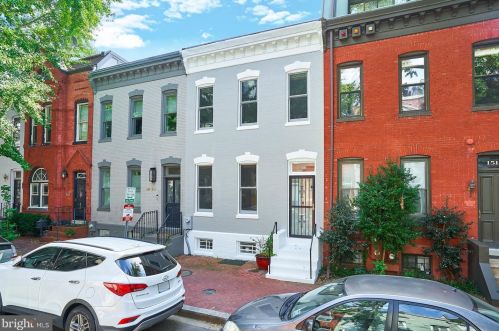 1516 Swann St, Washington, DC 20009-3942