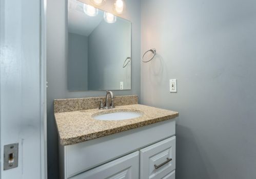 7619 Capri St, Kalamazoo MI  49002-9487 exterior