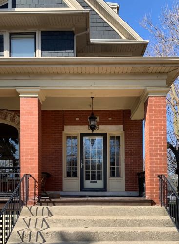 5016 Greenwood Ave, Chicago, IL 60615-2806