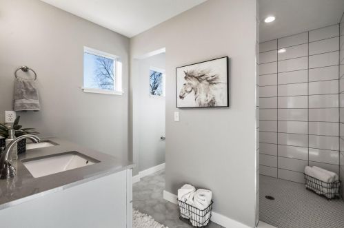 573 Eustis St, Saint Paul MN 55108-1525 exterior