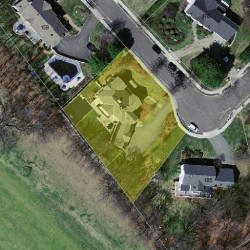 175 Countryside Rd, Newton MA 02459-2918 aerial view