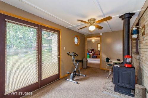 313 Dwight Ave, Joliet IL 60436-1424 exterior