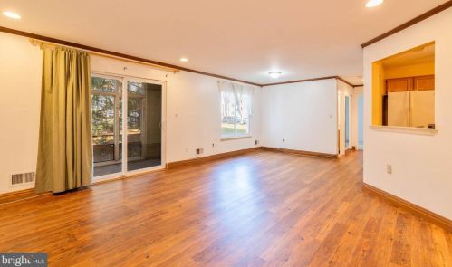 427 Silvia St, Trenton, NJ 08628-3234