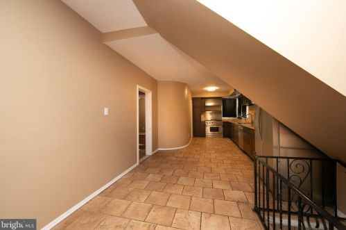 6829 Waldorf Ave, Camden NJ 08110-6109 exterior