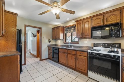 3476 Clearfield St, Pittsburgh PA 15204-1540 exterior