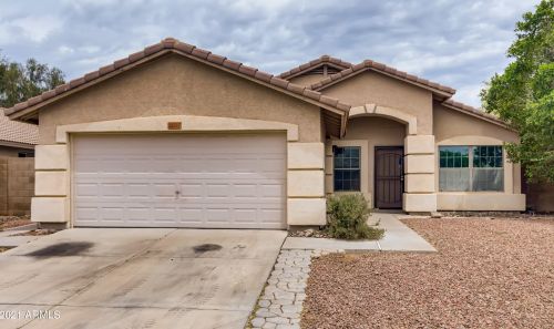 21227 30th Ave, Phoenix, AZ 85027-2318