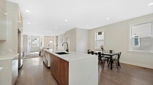 1837 Mozart St, Chicago IL 60647-5111 exterior