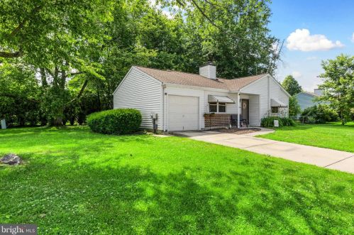 1 Ferris Ct, New Castle DE  19720-5169 exterior