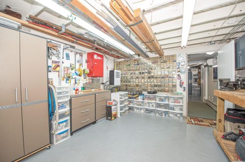 168 Suffolk Ave, Babylon NY 11704-2825 exterior