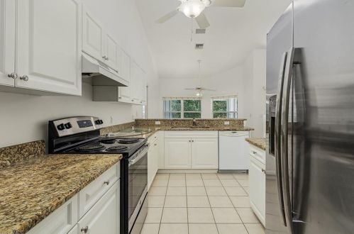 2148 Piccadilly Circus, Naples, FL 34112-3681