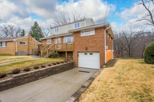 480 Pierina Dr, Pittsburgh, PA 15243-1448