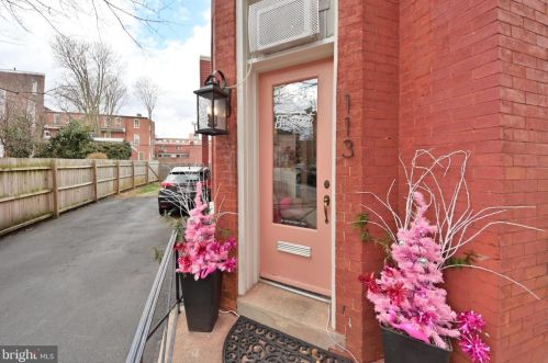 113 Walnut St, Lancaster PA 17602-2451 exterior